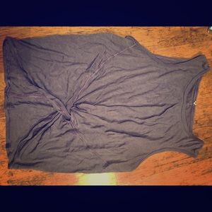 Lululemon cropped twist tank